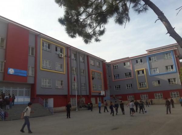 Gaziantep Büyükşehir Belediyesi Ortaokulu Fotoğrafı